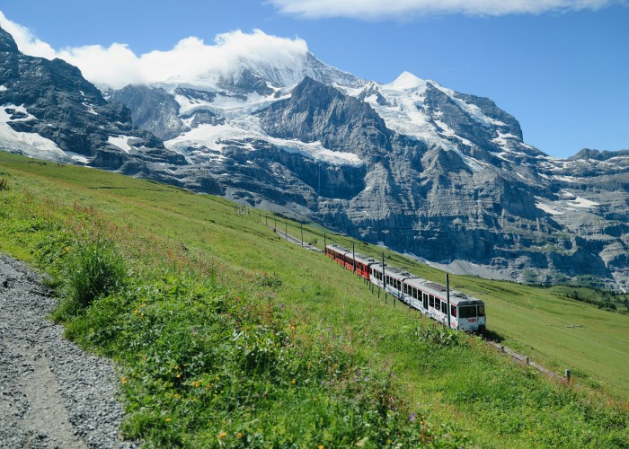 France to Switzerland by Train – Routes, Tips, Costs