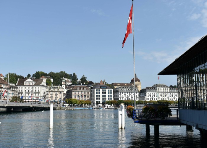 Budget vs Luxury Switzerland Tour Packages – What’s Right for You?