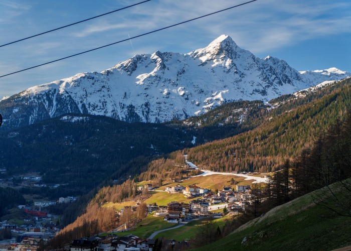 How to Add Swiss Alps to Your Eurotrip Without Overspending