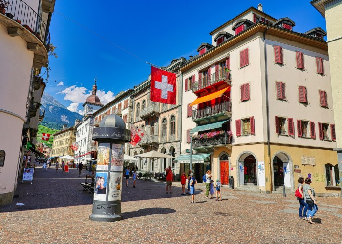 Must-Have Travel Apps for Switzerland in 2025