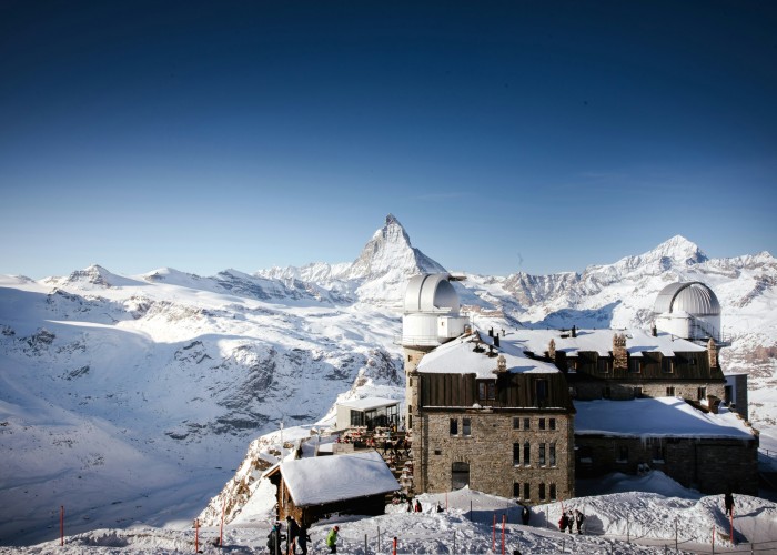 Ultimate Guide to Booking 5‑Star Ski Resorts in Switzerland