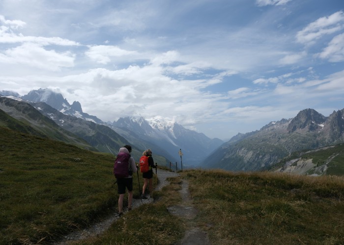 Best Easy Hikes in the Swiss Alps for Beginners
