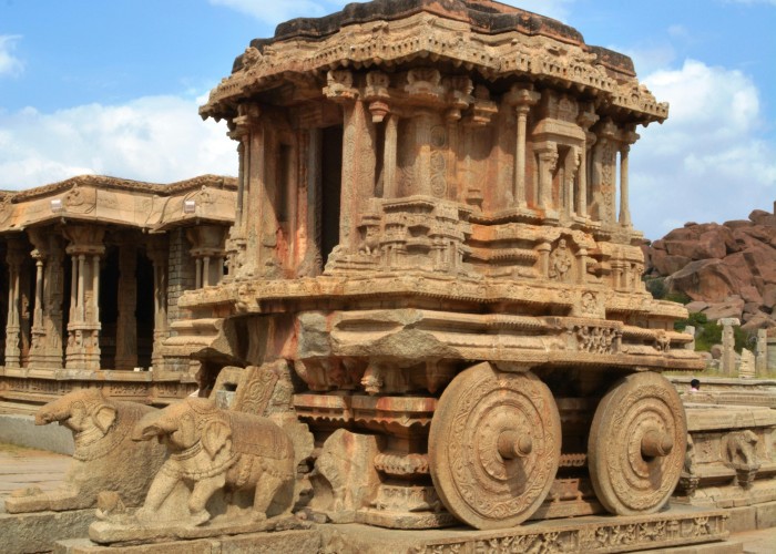 Hampi Heritage Trail, Tour & Trek