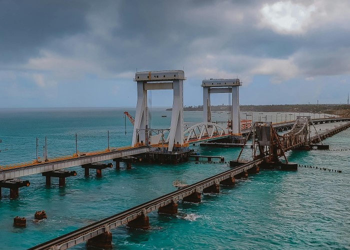 Rameswaram and Dhanushkodi Coastal Tour: Complete Travel Guide