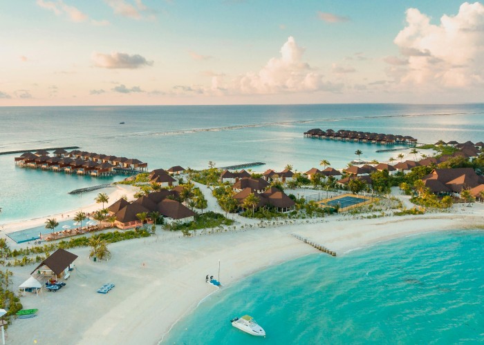 Luxury Resorts Booking in Maldives: A Practical Guide