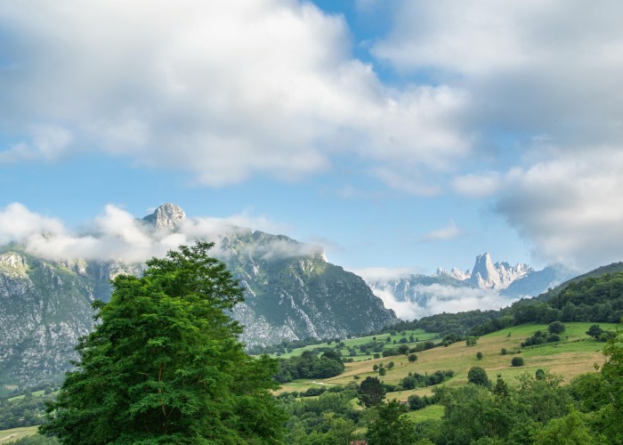 Picos de Europa Loop, Spain – Tour & Trek Guide