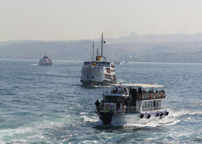 Scenic Transport & Day Excursions — Explore with Ease