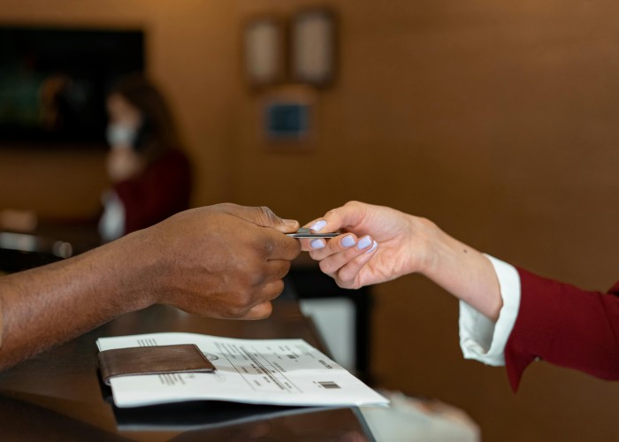 Best Travel Credit Cards for Frequent Flyers
