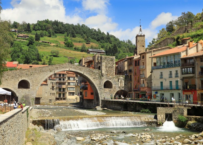 Catalonia Pyrenees Hut Trek – Spain