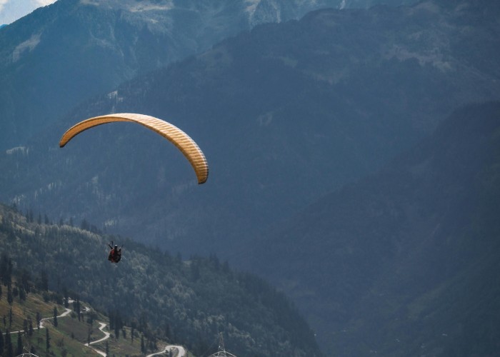 Paragliding in Bir Billing (Himachal), Tour & Trek: Complete Guide