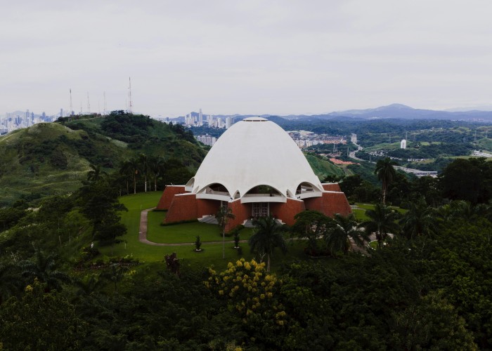 Drone Photography for Travel Bloggers: A Complete Guide