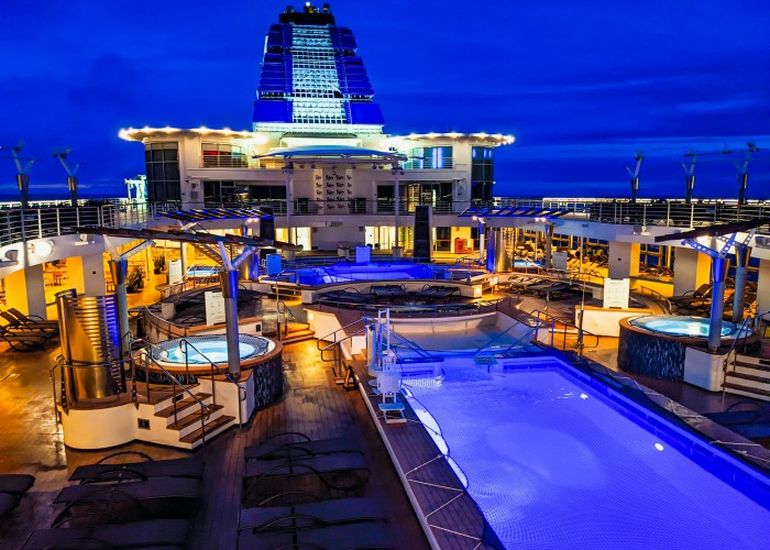 Alaska Cruise Vacations: A Complete Guide