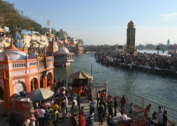 Kumbh Mela Pilgrimage Tour: Complete Guide for Travelers