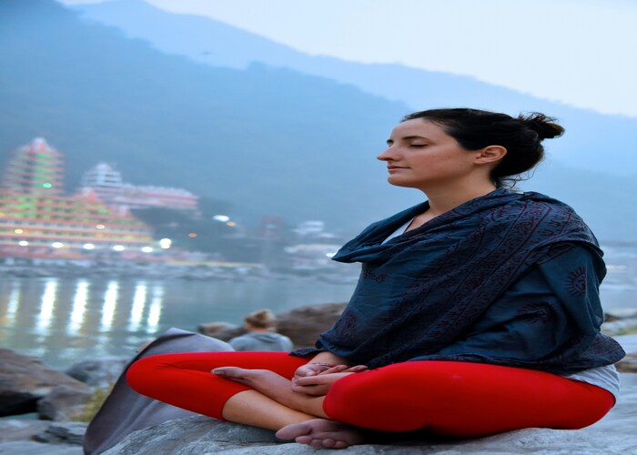Find Your Inner Stillness: A Complete Guide to the Top Meditation Resorts in the Himalayas