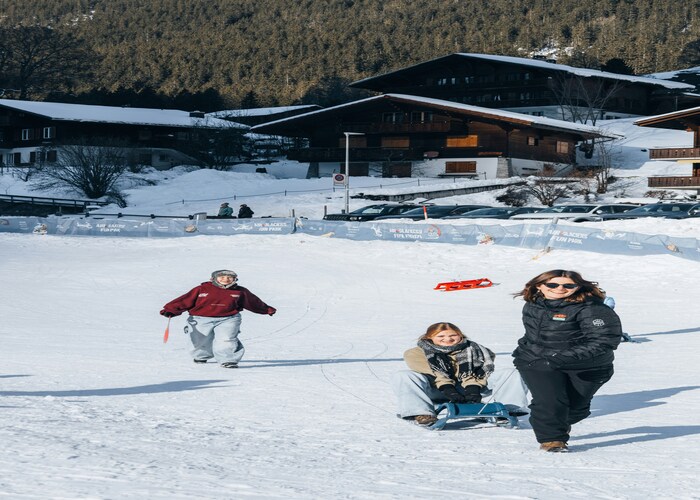10 Best Family Ski Resorts Worldwide for Unforgettable Winter Vacations