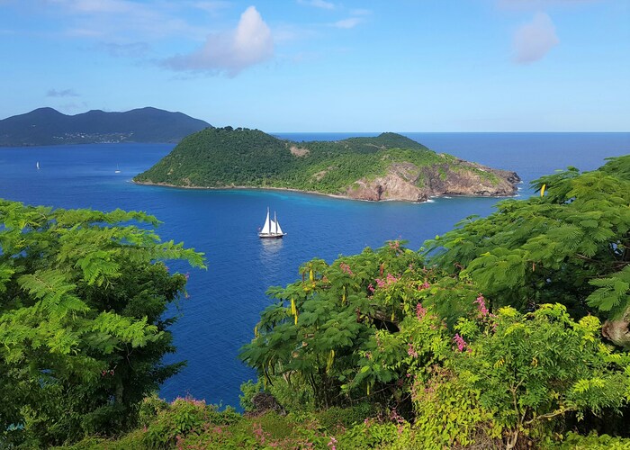 Hidden Paradises: Exploring the World’s Most Exclusive Private Island Tours [2026]