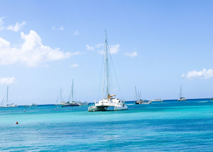 Private Yacht Rental in the Caribbean: A Complete Informational Guide