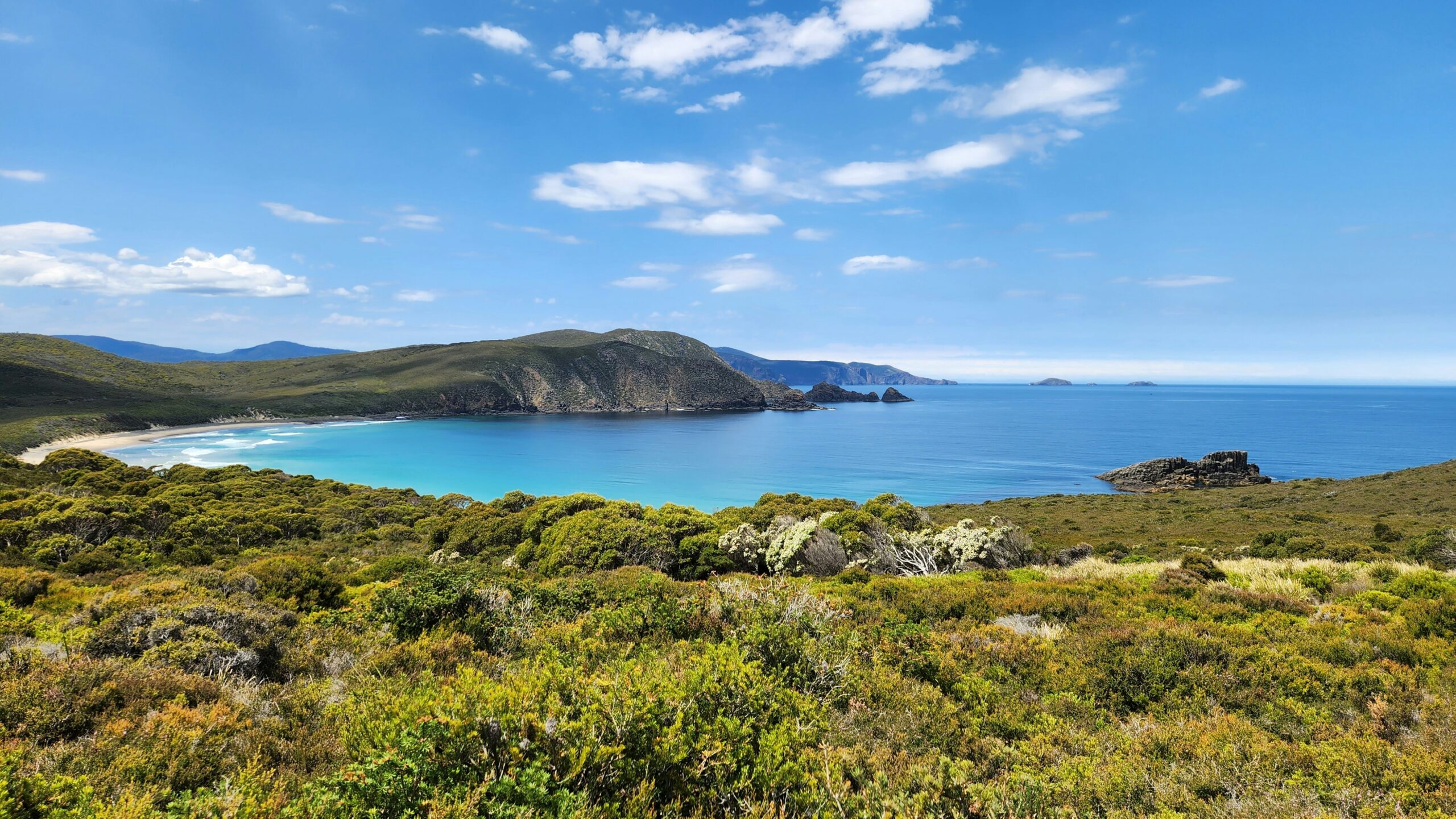 Freycinet Experience, Wineglass Bay Track – Tour & Trek