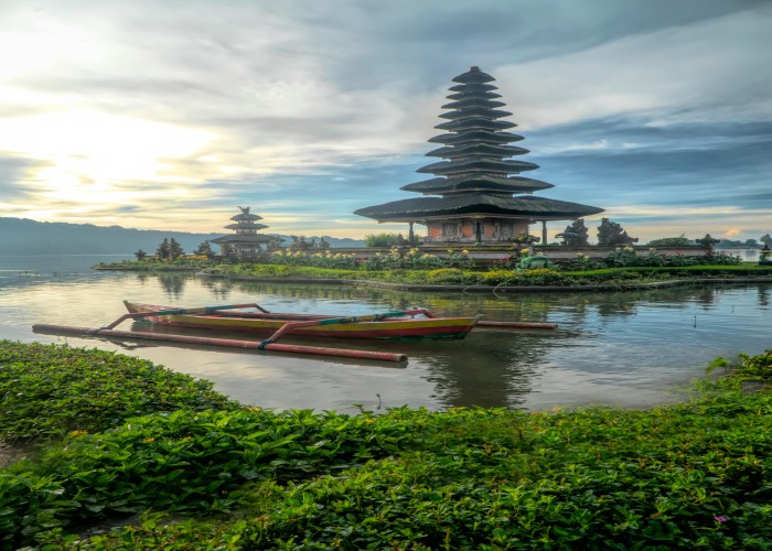 A Friendly Guide To Where Bali Is And Why It Captivates The World