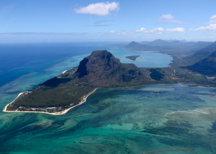 Queensland & Island Exploration – Tour & Trek Guide