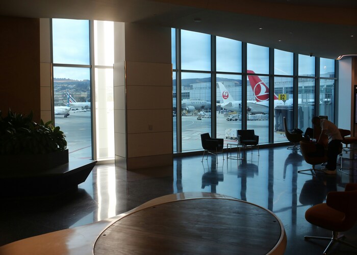 Elite Airport Comfort: Premium Memberships for Luxury Travel Services