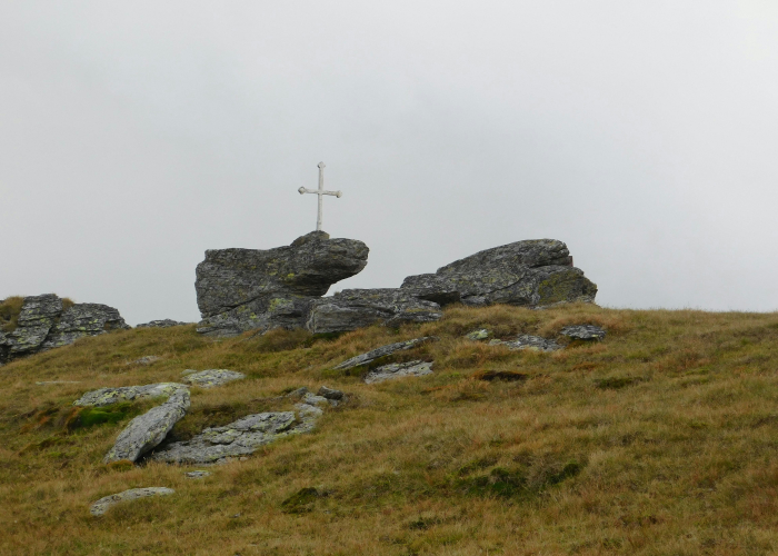 St Marys Pass to Du Cane Range, TAS – Tour & Trek Guide
