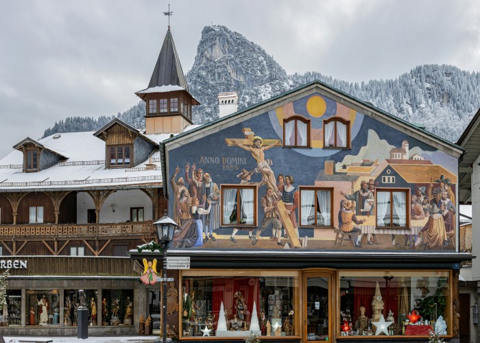 Oberammergau Mural-Decorated Village Art Walk & Local Culinary Tour: Complete Tour & Trek Guide