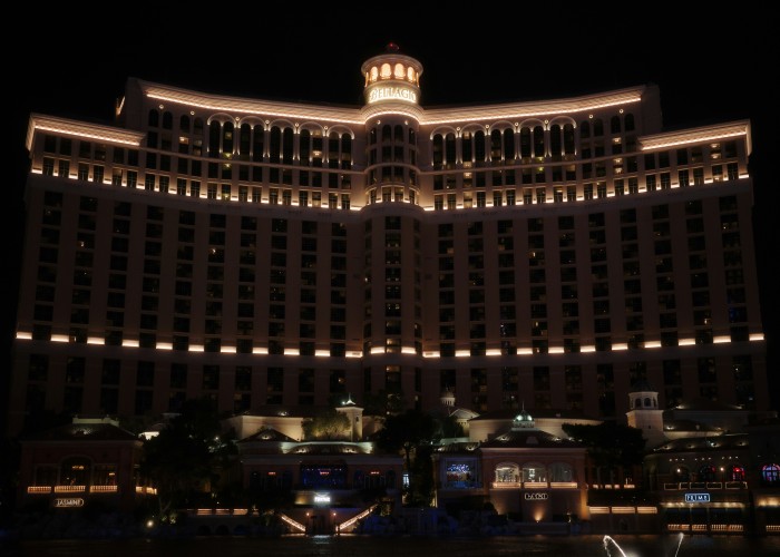 Premium Luxury Hotels in Las Vegas That Redefine Comfort and Elegance