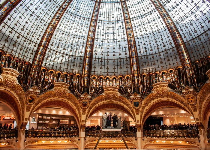 Inside Parisian Opulence A Deep Look at the Most Expensive Hotels in Paris
