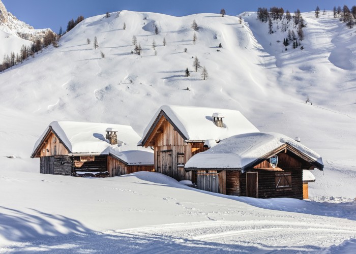 Best Winter Luxury Destinations for Snow Lovers