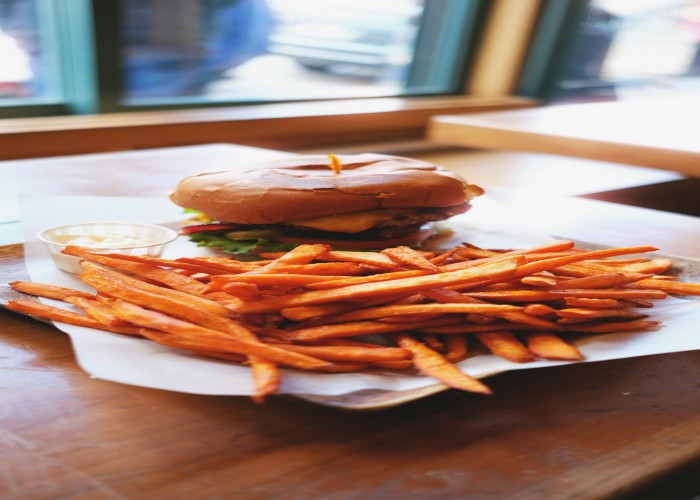 Healthiest Fast Food Options in America That Fit a Balanced and Busy Lifestyle