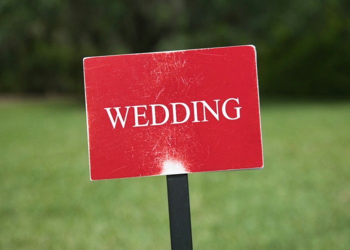 When to Send Wedding Invitations in the USA? Complete Timeline