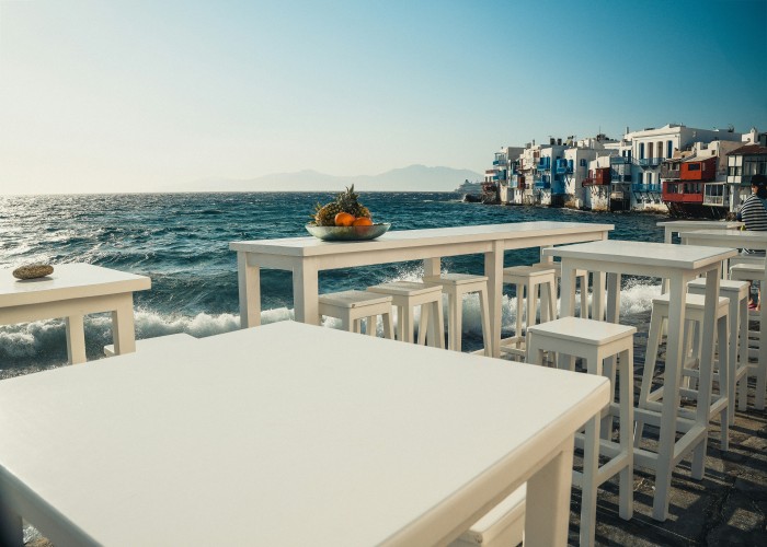 Best Luxury Beach Clubs in Mykonos: Where Sun, Style, and the Sea Meet
