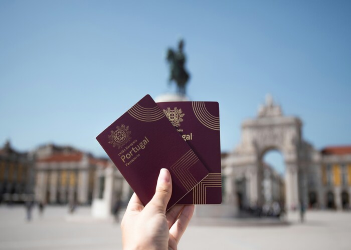 Study the World with Confidence: A Complete Guide to Travel Credit Cards for Students Abroad