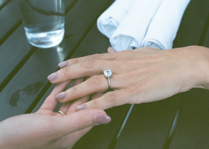 RSVP Cards in USA Weddings: Meaning, Wording & Examples