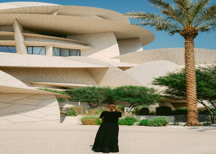 Golden Sands and Silent Stars: A Complete Guide to Private Luxury Desert Tours in Qatar