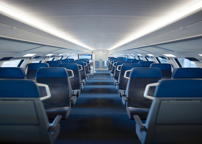 Business Class vs First Class: The Ultimate Comfort Comparison Travelers Want to Know [2026]