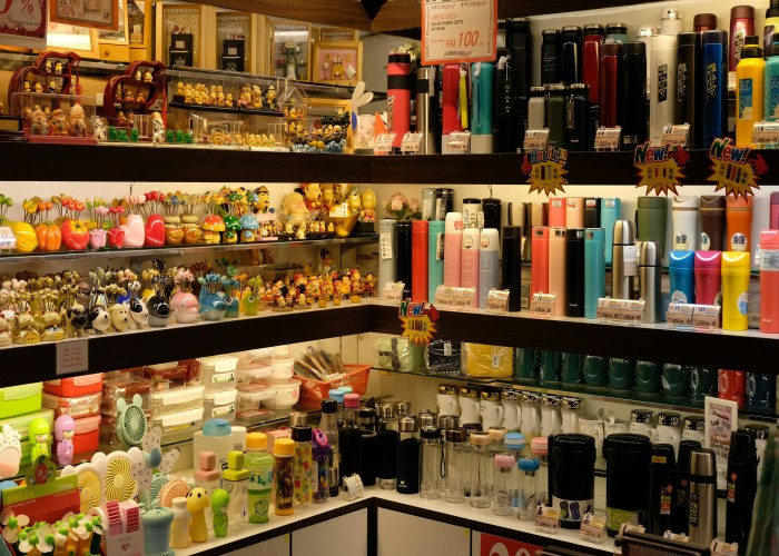 Where Smart Shoppers Buy Deodorant Worldwide A Complete Online and Offline Guide