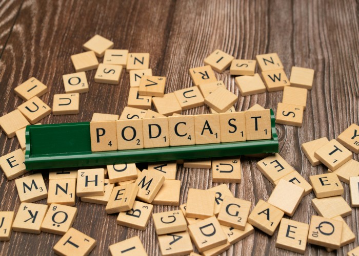 Podcast Marketing: Smart Tips to Grow Your Audience Fast and Naturally