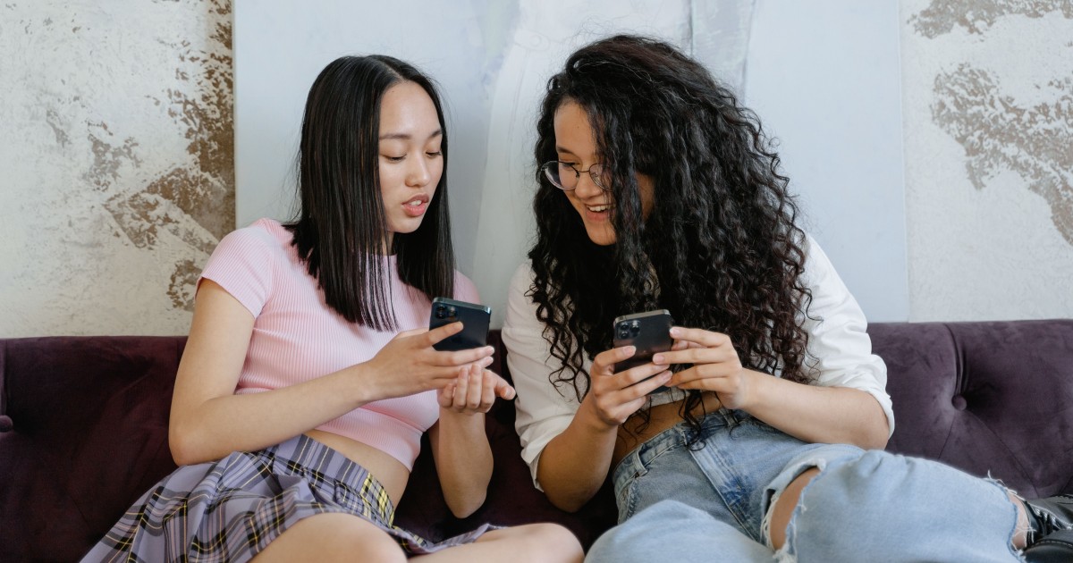 What Does WYD Slang Mean? Texting Guide & Contexts